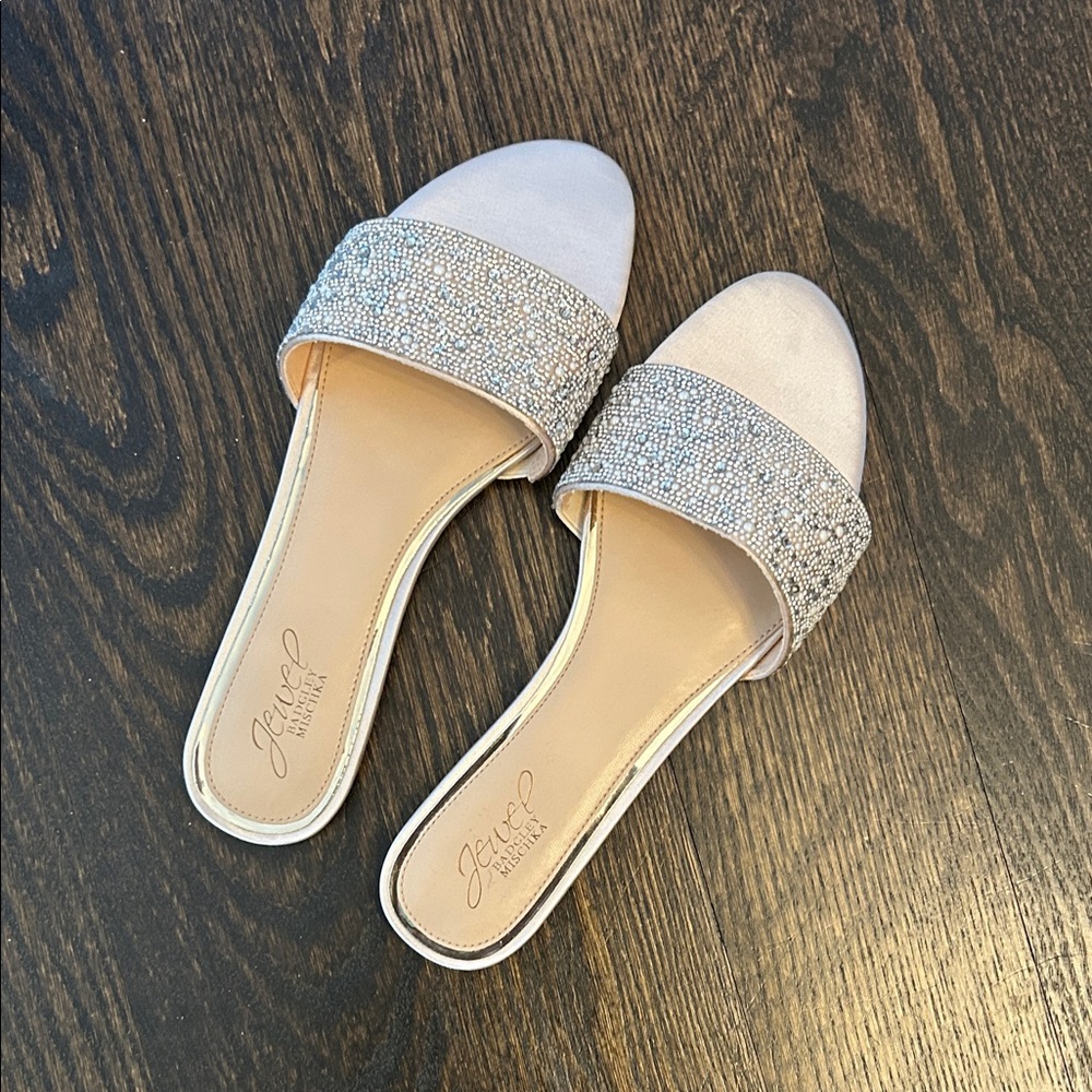 Jewel Badgley Mischka Silver Embellished Sandals
